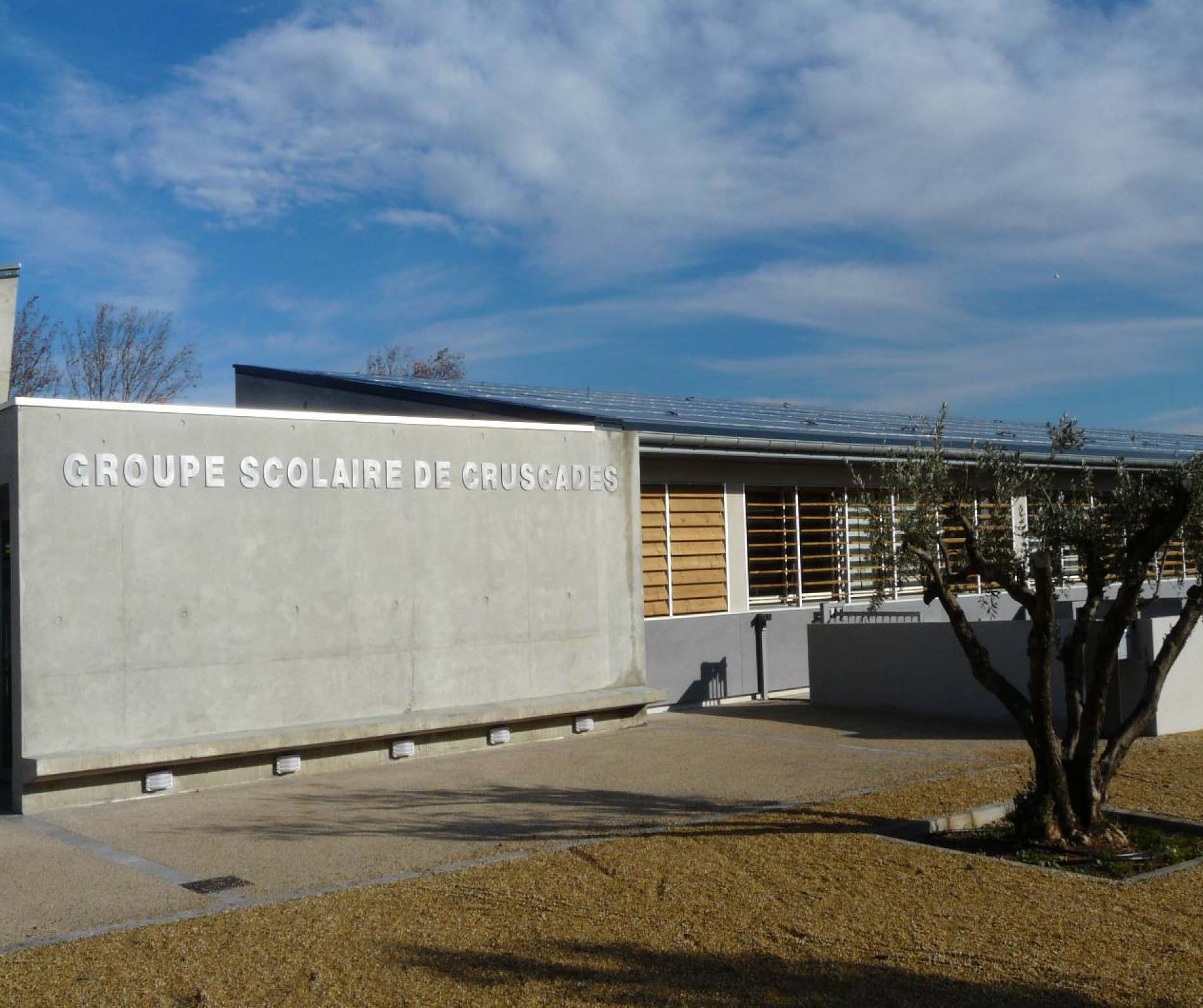 groupe scolaire cruscades